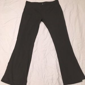 Prana low rise boot cut yoga pants, black, Size XL short inseam. Fits like a L.